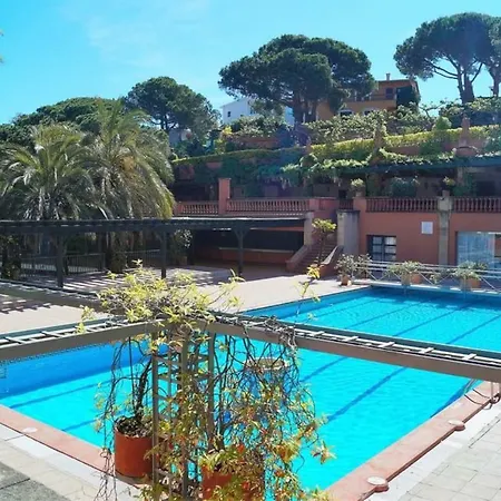 Casa Remey * يوريت دي مار